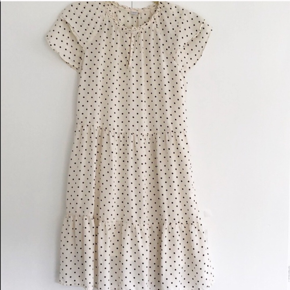 Old Navy flutter sleeve tiered polka dot dress